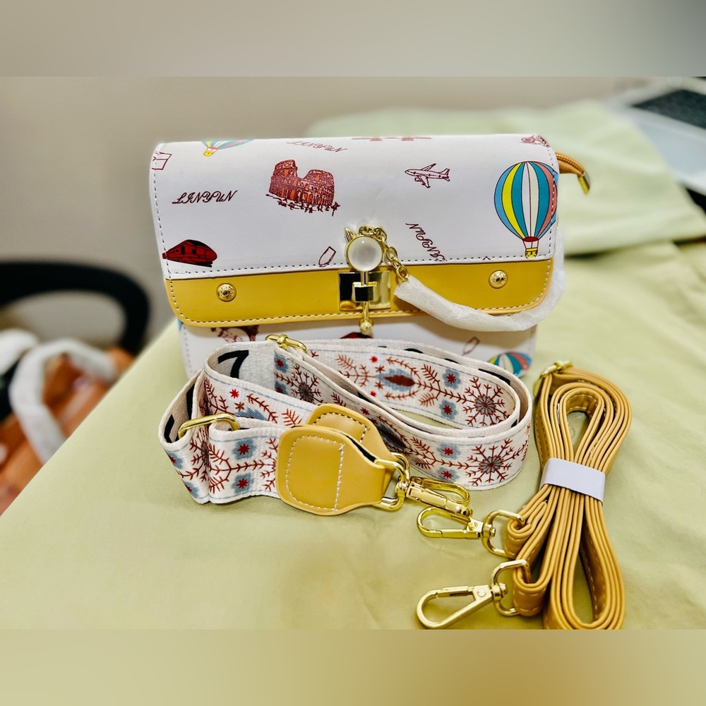 Bags - Picture 3 of 5